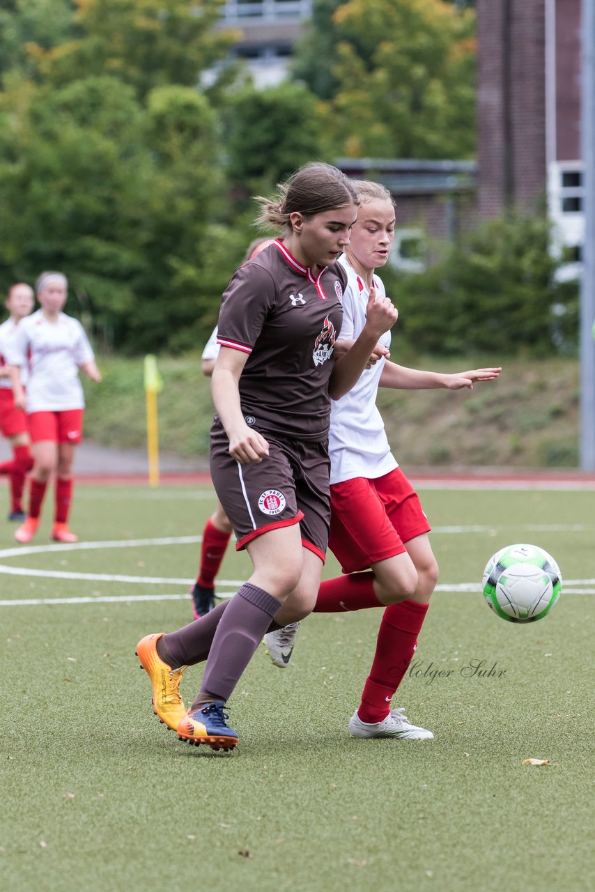 Bild 331 - wBJ Walddoerfer - St. Pauli : Ergebnis: 6:0